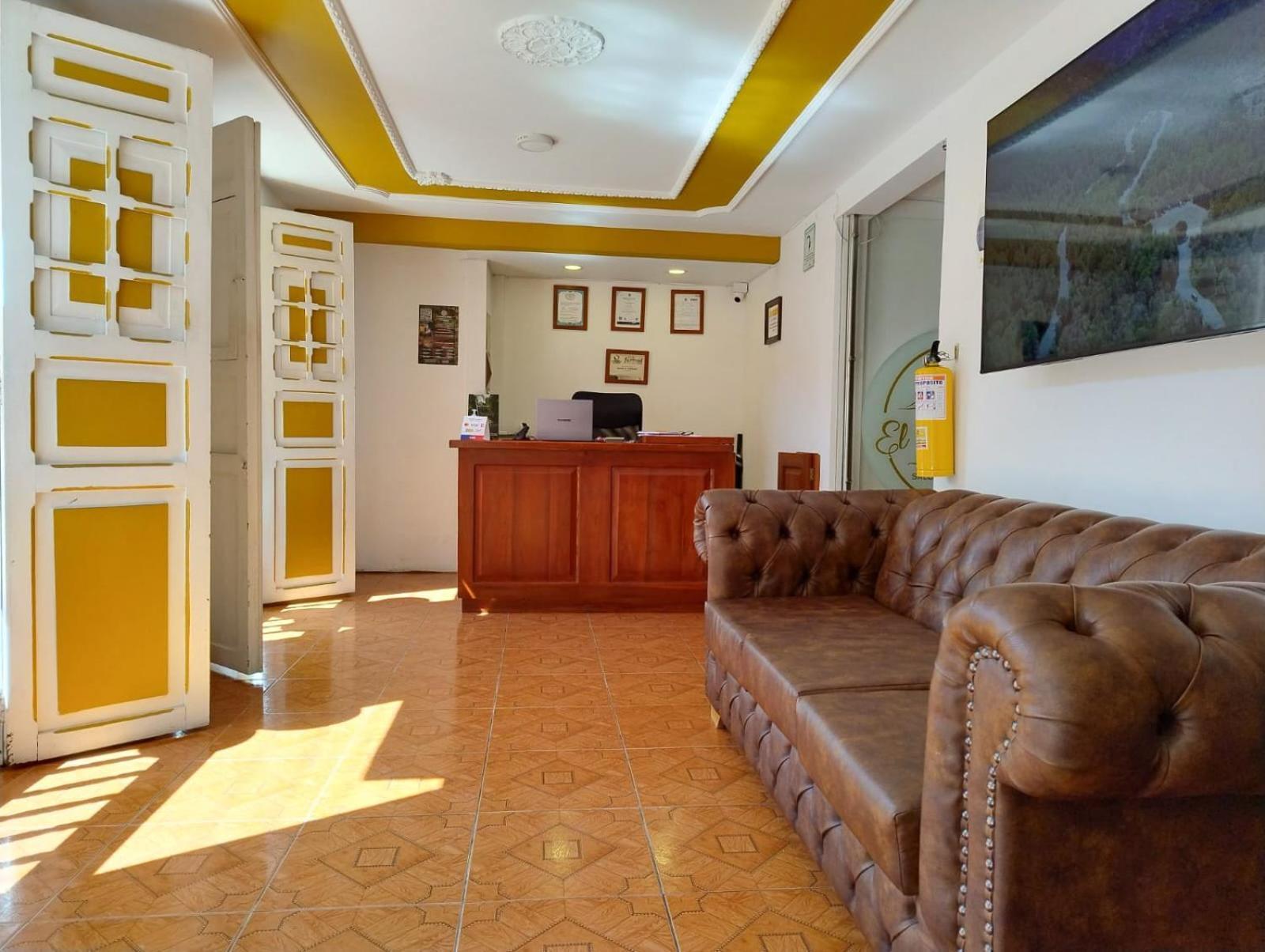 Hotel Shaddai ฟิลานเดีย ภายนอก รูปภาพ